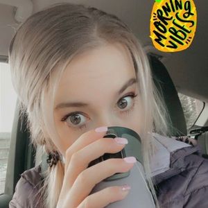 Meet your Posher, Mackenie